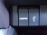 HDMI及びUSB入力。