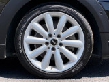 タイヤサイズ:205/45R17!