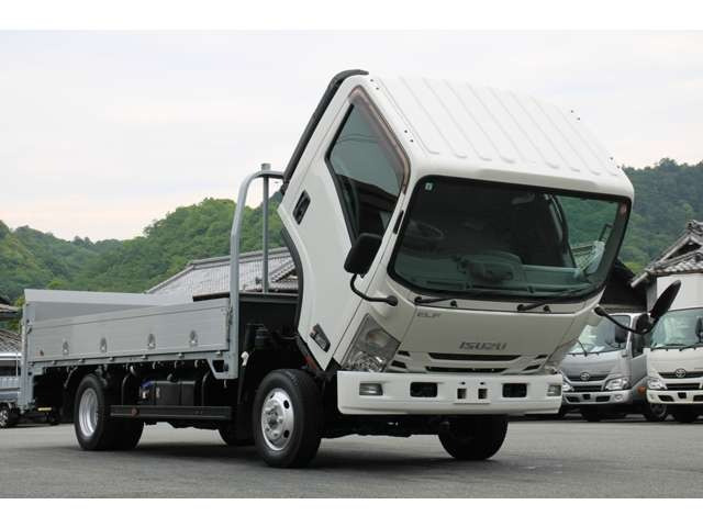 いすゞ エルフ 平ボディ-1.7tパワーゲート4WDワイドロング の中古車