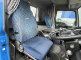 車内シート、目立つ破れなく綺麗です♪