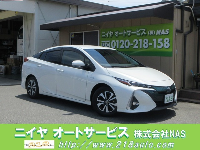 トヨタ プリウスPHV 