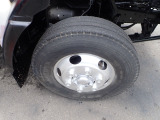 タイヤサイズ:215/85R16 120/118 L LT タイヤ溝残り:前4分山、後ろ3分山、スペア3分山 程度