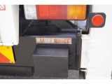 中古車に保証を付ける事は自信のある車両を仕入れ販売する事、 粗悪なエンジン・ミッションの車両を販売しない事、 整備点検をしっかりする事です。 当店とお客様の信用!