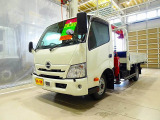 お問合せ管理No.E804 R6 デュトロ 3t 4WD(切替式) 高床 ワイドロング ユニック4段クレーン付 未使用車