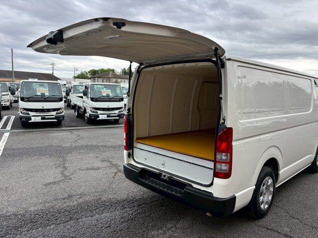 冷蔵車 トヨタ ハイエースバン 1t積・冷凍冷蔵車・全低床・AT車 の中古車詳細
