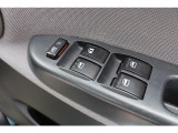 運転席から、全ての窓の操作が可能です☆