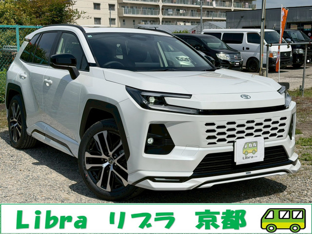 RAV4 2.5 Z E-Four 4WD パノラマムーンルーフ・20インチアルミ