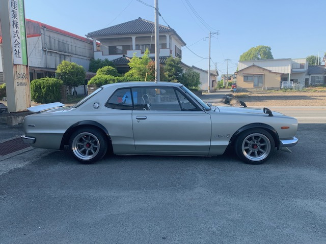 日産 スカイライン 2.0 GT GT-R仕様 全面純正透明ガラス の中古車詳細