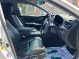 運転席 目立つ傷等なく綺麗です。