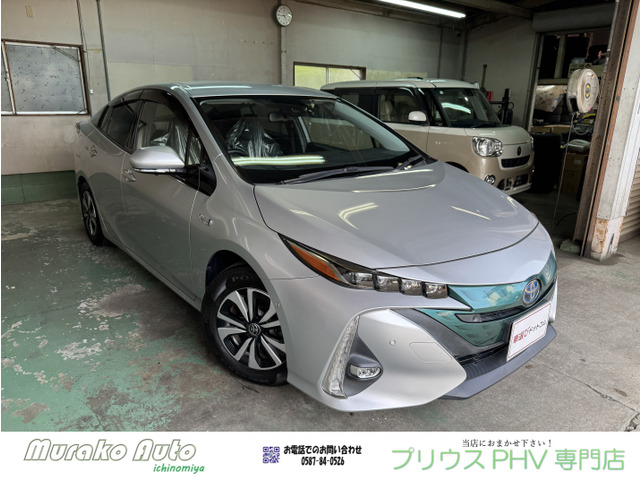 トヨタ プリウスPHV 