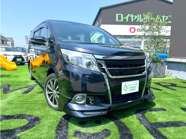 エスクァイア 2.0 Gi 黒革シート/両側パワスラ/バックカメラ