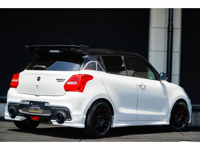 スズキ スイフト 1.4 スポーツ ZC33S ファイナル エディション 新品 車