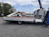 右側荷台:アルミブロックは3開閉タイプです😊積載6500㎏💪✨ 他府県納車実績多数ございます😊小さな店舗ですので、配送費用や方法もご相談の上決定しております。まずは御気軽にご連絡いただけますと幸いです😊