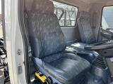 車内シート破れなく綺麗です♪