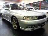 BG5後期型GT-Bターボ4WDライトシルバーMカラー純正フルエアロ&EJ20BOXERターボエンジン5MTミッション4WD&専用ビルシュタインMOMOステア他フルノーマル車が入庫しました
