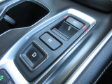 エレクトリックギアセレクター!直感的な操作性によりドライバーの快適な運転を支援!
