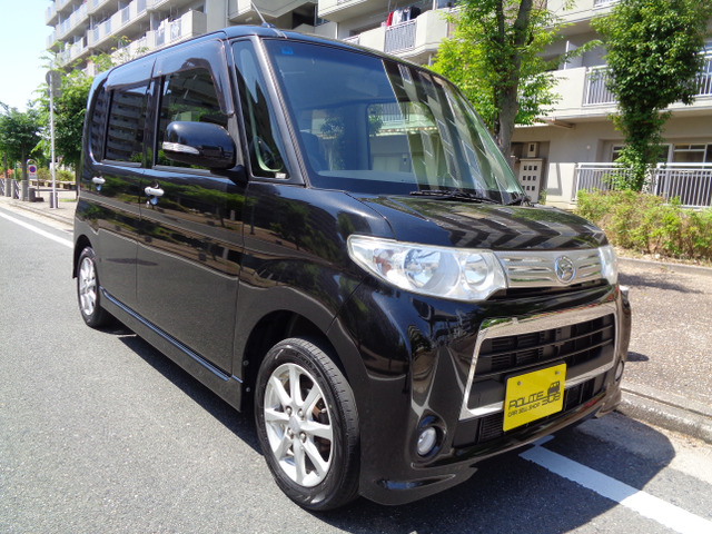 ダイハツ タントカスタム 
