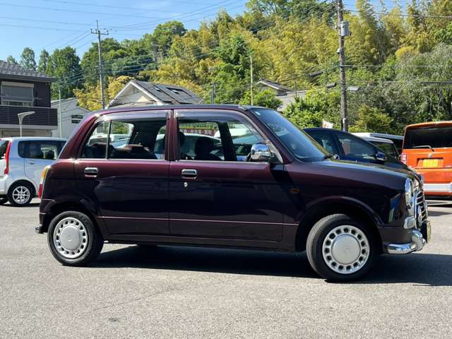 ダイハツ ミラジーノ ベース BluetoothナビTVバックカメラ の中古車