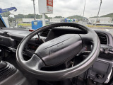 ステアリング:★積載3950㎏★車検1年付★ワンオーナー★NOx・PM適合★花見台自動車35109(両サイドから操作可能です!)★マニュアル6速★オートサイドミラー★HSA★エンジン4HJ1(4980㏄)