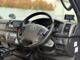 さてマニアックが過ぎましたので内装見ていきましょう。どうですか、これがダークプライム2のコックピットです!もうカッコイイ。