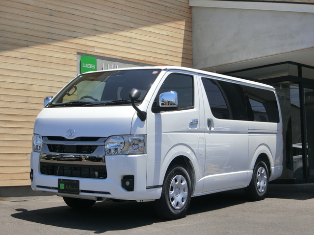トヨタ ハイエースバン 