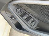 【運転席 窓操作部】