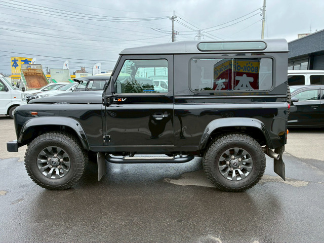 ランドローバー ディフェンダー 90 LXV 65周年限定モデル の中古車詳細
