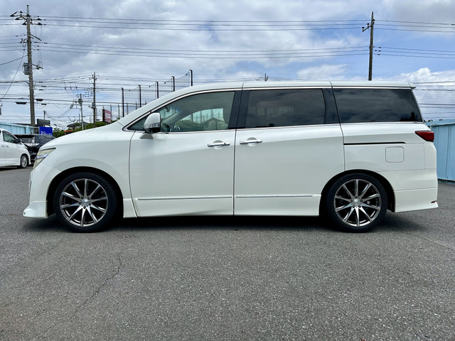 誰でも車がローンで買えます。R9AUTOの自社ローンは他社でローンが通らなかった方でもOK!自社審査で即日回答!金利0%!分割手数料なし!保証人不要!最長84回まで分割OK!