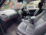 ジープ(Jeep)ラングラー等の本格クロカンから、BMW・ベンツ・MINI等の輸入車まで取扱実績多数。憧れの外車でこだわりのカーライフを。店頭にない左ハンドル車や限定カラー等もお取り寄せします。
