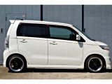 Royal Worksではカスタムにも力を入れております!車のことなら何でもご相談にのりますので何なりとご相談ください!
