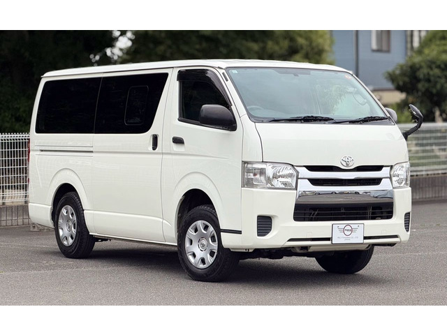 トヨタ ハイエースバン 