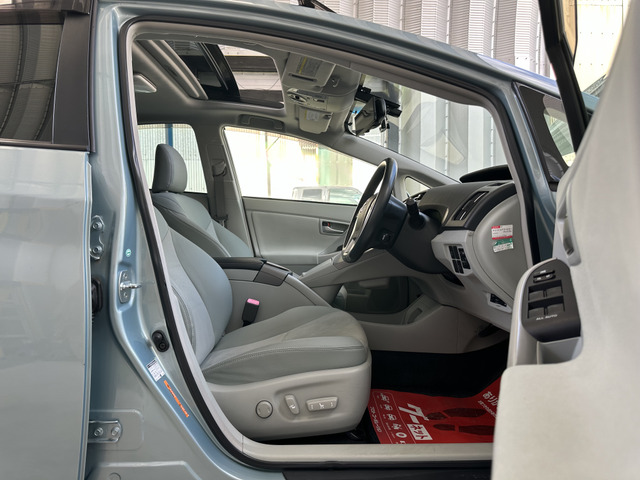 トヨタ プリウス 1.8 G サンルーフ の中古車詳細 (88,100km, グリーン 
