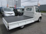 ☆リア・荷台廻りです☆荷台鉄板張りです☆