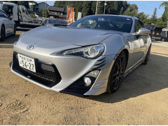 86 2.0 GT TRDエアロ(F.S.R)GTウィング