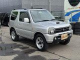 外装コーティングも行っております。専門スタッフが愛車をピカピカに仕上げさせていただきます。