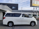【展示車両について】 低価格を実現するため、微細な傷などは修理せずに展示している場合がございます。できるだけご説明させて頂くようにしておりますが、ご不安な方はスタッフまでお尋ねください。