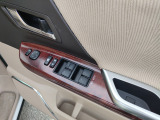 【全国納車OK】 現車をご覧になれないお客様でも、安心してお車をご購入いただける環境を整えております。 色々な角度から撮影したたくさんの画像など豊富な資料送りいたしております。