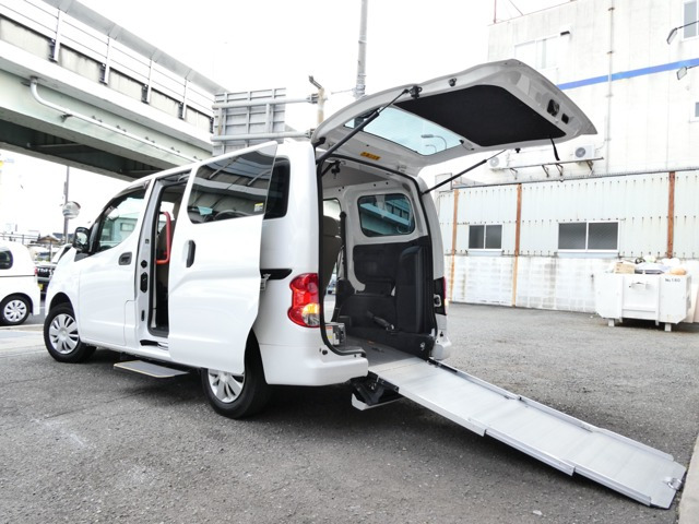 NV200バネットバン 1.6 チェアキャブ 車いす1名仕様 専用サードシート無 スローパー/...