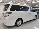 【全国納車OK】 現車をご覧になれないお客様でも、安心してお車をご購入いただける環境を整えております。 色々な角度から撮影したたくさんの画像など豊富な資料送りいたしております。