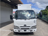 デュトロ  2t ダブルキャブ バン 6人乗り MT