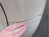 リヤバンパーの右側が少しズレてますが、特別走行に影響はございません。とれて落ちることもございません。
