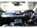 S8 4.0 4WD プレセンスパッケージ・BOSEスピーカー