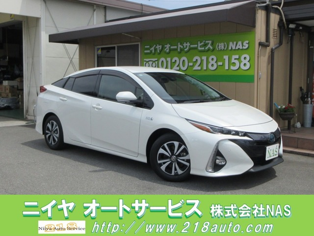 トヨタ プリウスPHV 