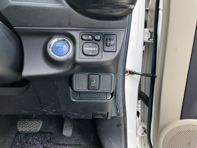トヨタ アクア 1.5 S E プッシュスタート の中古車詳細 (134,147km