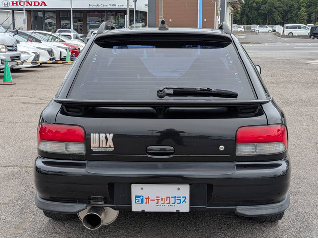 スバル インプレッサスポーツワゴン 2.0 WRX 4WD 5速MT 4WD ターボ車
