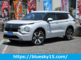 三菱 アウトランダー PHEV 2.4 P エグゼクティブ パッケージ 4WD
