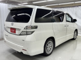 【自社整備工場完備】 自社整備工場を完備しており、納車前は徹底整備後お渡しとなります。自社工場だからこそ時間をかけれる。自社工場だからこそきめ細かい整備を。自社工場だからこそ出来る事があります。