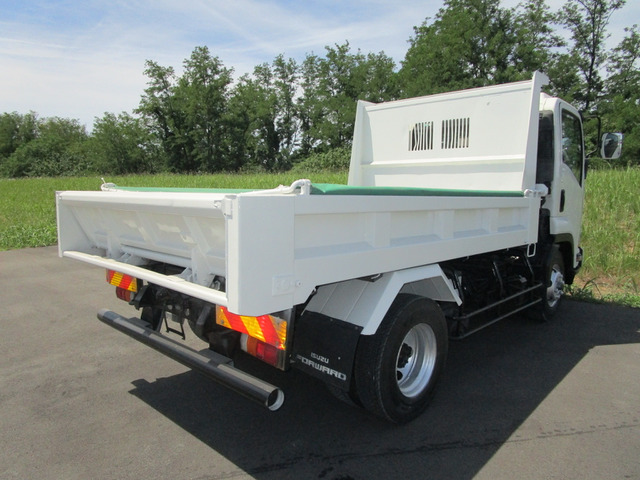 フォワード  Lゲートダンプ自動シート付4トン車
