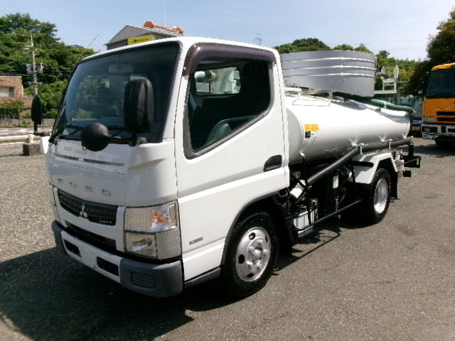 キャンター バキュームカー 2.7t積載 糞尿車