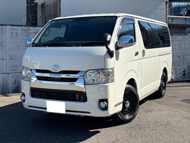 トヨタ ハイエースバン 